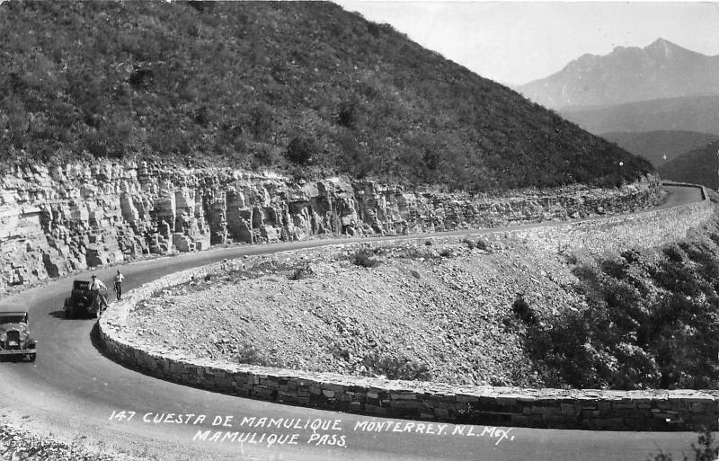 Monterry Nuevo León Mexico~Cuesta De Mamulique~Men & Cars on Road~1953 RPPC