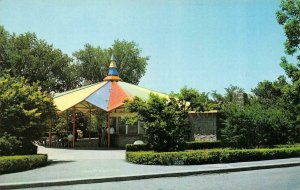 OTTAWA, Ontario Canada   HOGG'S BACK PARK PAVILION~Snack Shack?   Postcard