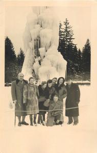 Social history Foto Tizian Tatr. Lomnica Slovakia group of people snapshot 1943