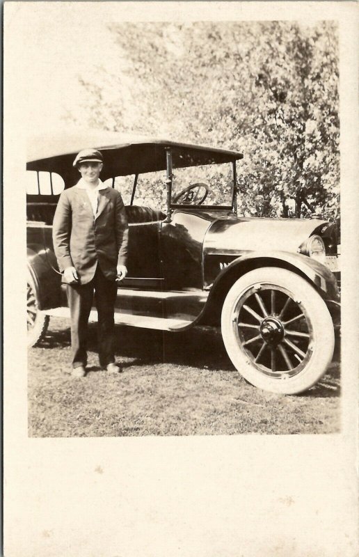 RPPC Antique Automobile Gentleman Posing with Nice Car c1910 Postcard U20