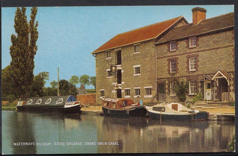 Northamptonshire Postcard - Waterways Museum, Stoke Bruerne, Grand Canal  BH1297