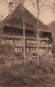 L217 Germany Schwarzwald Bauernhaus in Gutach House vintage postcard