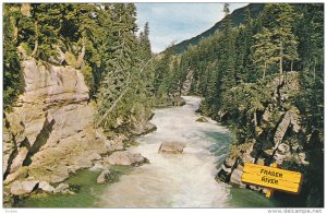 Fraser River, Mount Robson, Canadian Rockies, CANADA, 40-60s