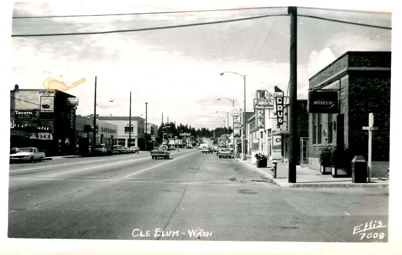 WA - Cle Elum. Main Street      *RPPC