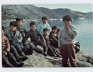 Postcard Greenland children in Kuvdlorssuaq, Greenland