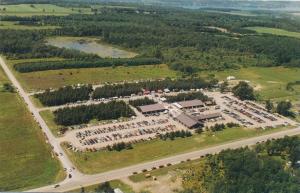 Windmill Farm & Craft Market Penn Yan NY New York between Keuka and Seneca Lakes