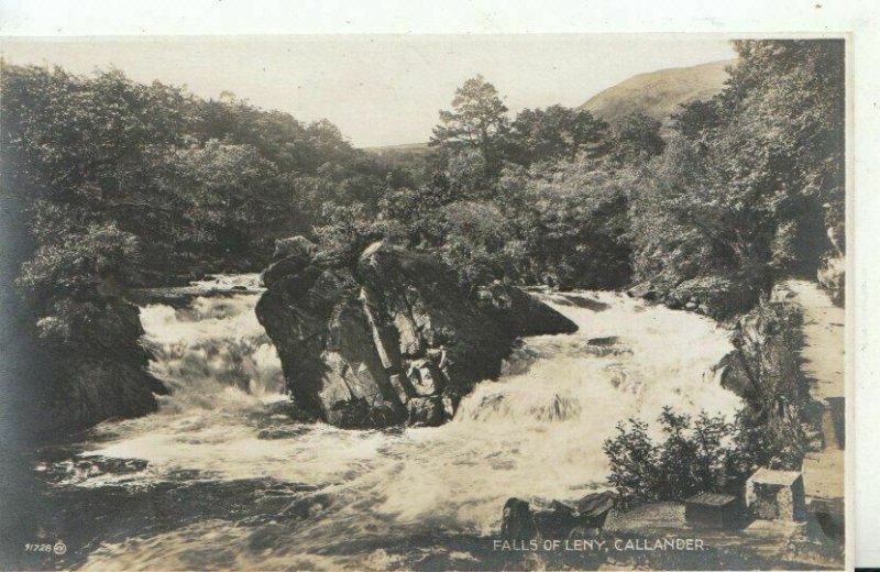 Scotland Postcard - Falls of Leny - Callander - Perthshire - RP - Ref 11760A