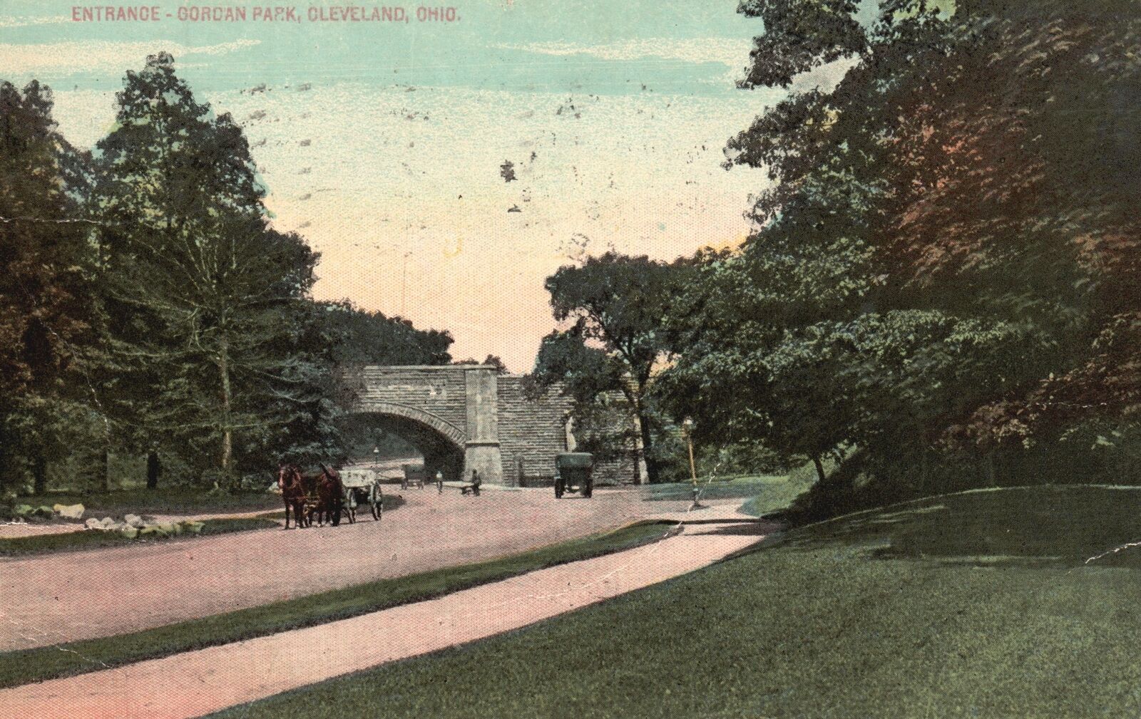 Vintage Postcard 1915 Entrance Gordan Park Horse Carriage Pathway