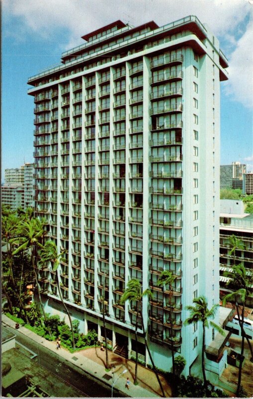 Waikiki Tower Reef Hotel Hawaii Birds Eye View Palm Trees UNP Vintage