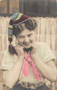 US2874 Girl Smiling Portrat Postcard real photo hamburg altona types costume