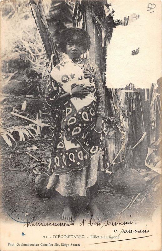 BR57030 Diego Suarez fillette indigene folklore costume     Africa  Madagascar