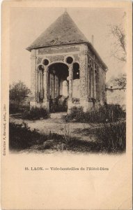 CPA LAON Vide bouteilles (157418)