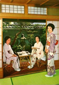 Japan Kyoto The Inn Rakutoso The Three Sisters Welcome You To Kyoto