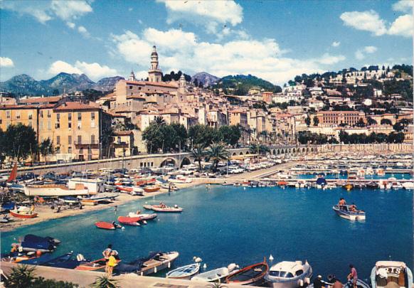 France Menton Un coin du Port et la Vieille Ville