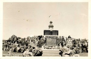 OR - Redmond. Rasmus Peterson Rock Garden      *RPPC