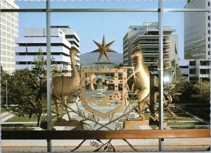 postcard Australia NSW  Canberra - Australian Coat of Arms on the Law Courts