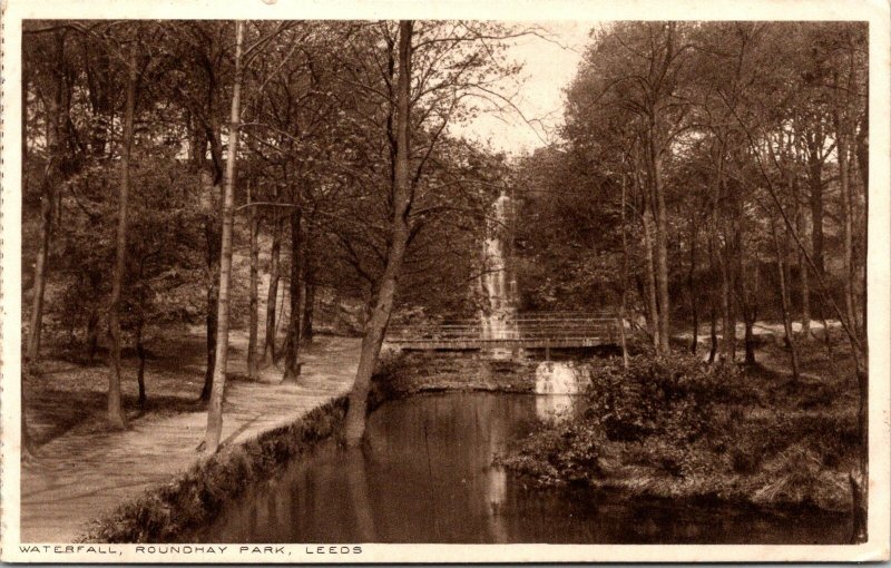 VINTAGE POSTCARD THE WATERFALL AT ROUNDHAY PARK LEEDS UK LITHO PRINT c. 1930