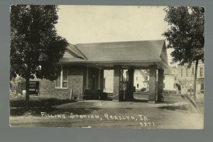 Readlyn IOWA RP 1927 GAS STATION Garage Gasoline nr Waverly Oelwein Waterloo