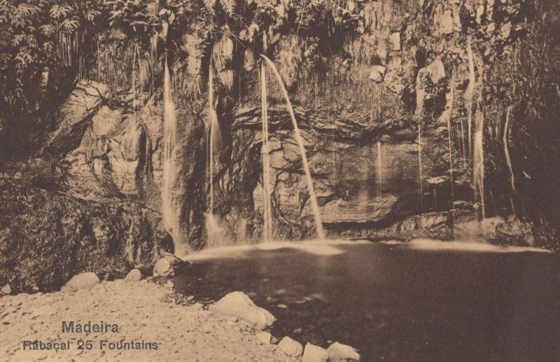 Madeira 25 Fountaine Antique Spanish Postcard