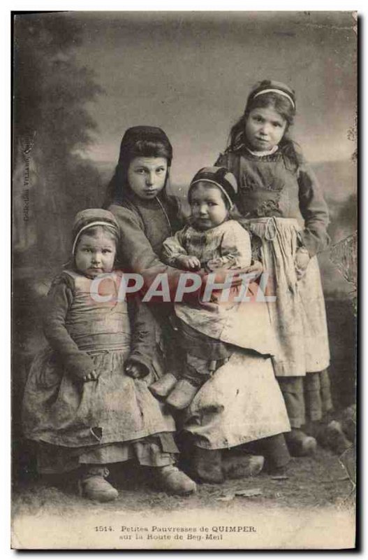 Old Postcard Folklore Small paupers of Quimper on the road to Beg Meil