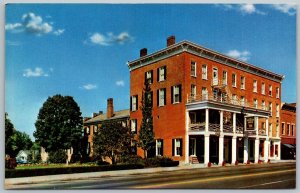 Lebanon Ohio 1970s Postcard The Golden Lamb Inn and Restaurant