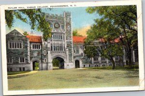 Postcard NY Poughkeepsie Vassar College Taylor Hall