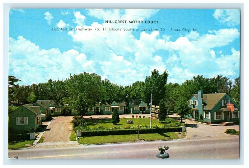 c1960's Hillcrest Motor Court Sioux City Iowa IA Unposted Vintage Postcard 