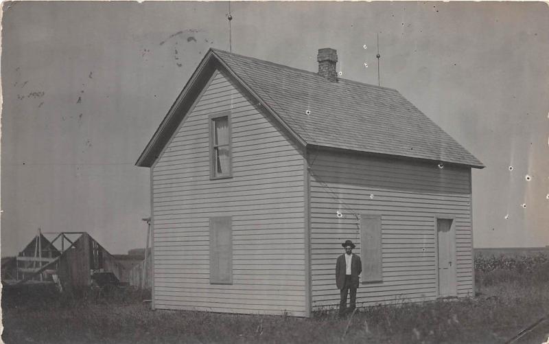 D55/ Lyons Nebraska Ne Real Photo RPPC Postcard 1909 Home Man Barn Construction