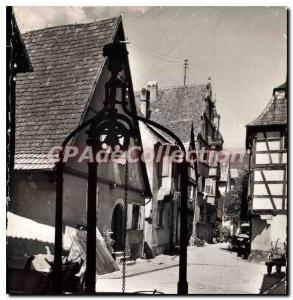 Postcard Modern Riqueqihr Haut Rhin Crown Street