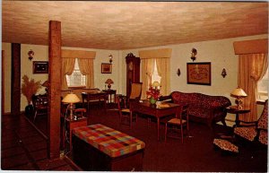 Postcard HOTEL SCENE Homestead Iowa IA AO4153