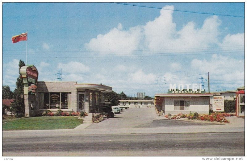 NIAGARA FALLS, Ontario, Canada; The Ambassador Hotel, Classic Cars, 40-60s