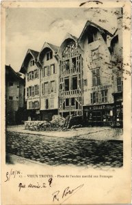 CPA Vieux TROYES - La Place de l'ancien marché aux fromages (71893)