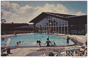 Thermally heated indoor/outdoor pool, Rheasant Run, St. Charles, Illinois, 40...