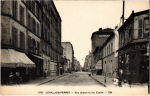 CPA Levallois Perret Rue Gravel et les Ecoles (1315256)