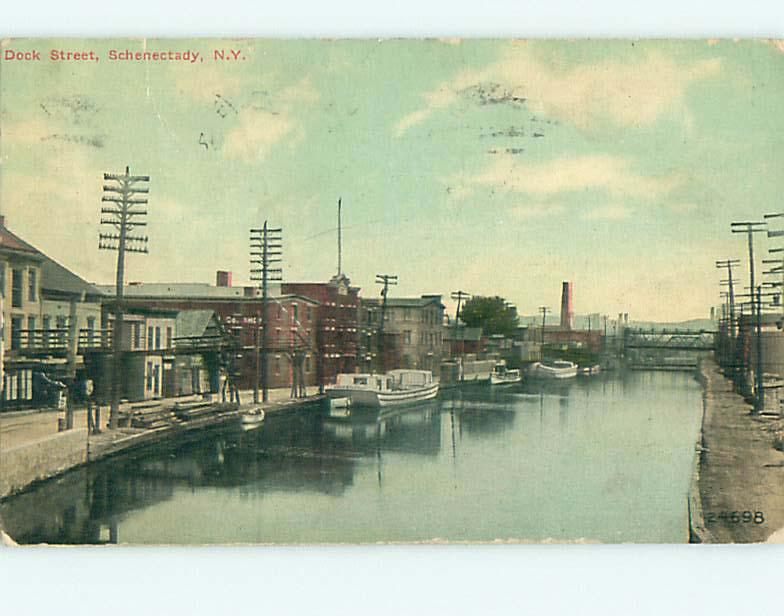 Divided-Back BOAT & BUILDING ALONG DOCK STREET Schenectady New York NY t6826