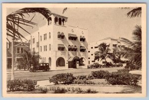 1920's SHORE PARK MOTEL MIAMI BEACH FL FACING LUMMUS PARK VAN ANTWERP POSTCARD