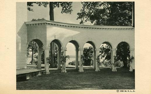 VA - Mt. Vernon, Colonnade