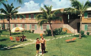 USA The Key West Hotel Motel & Villas Key West Vintage Postcard 07.36