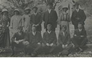 Portrait Of 12 People Australia Group Photo Unknown? RPPC Real Photo Postcard E4