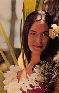 J76/ Hawaii Postcard Chrome Native Island Girl United Airlines  295