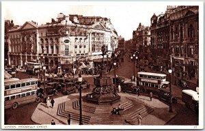 London Piccadilly Circus London England Broadway & Historical Figures Postcard