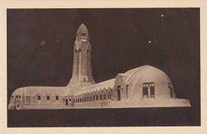 France Douaumont Ossuaire et Phare Arriere du Monument Chapelle Catholique