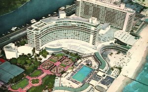 Vintage Postcard Fontainebleau Hotel One Of Miami Beach's Finest Resorts Florida