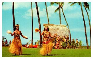 Postcard PEOPLE SCENE Honolulu Hawaii HI AT4623