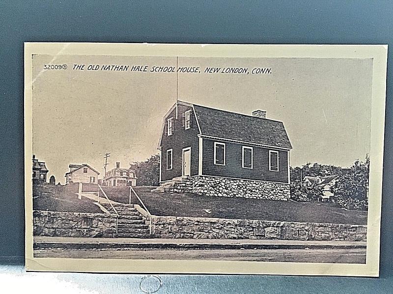 Postcard  RPPC View of Nathan Hale School House,New London, CT    Y2