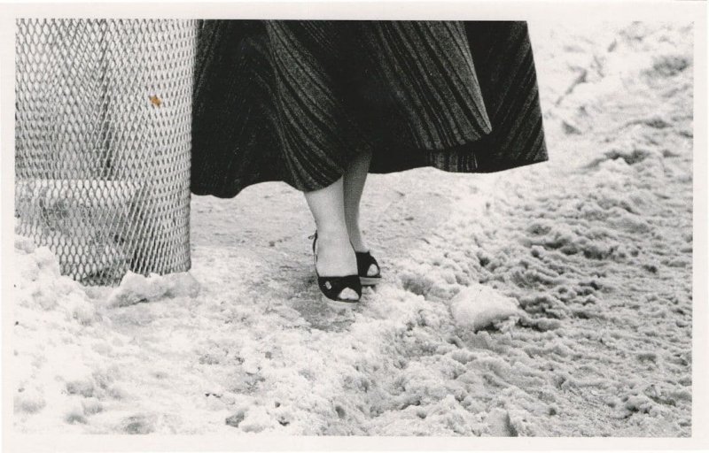 New York Litter Bin Disaster Snow Gusty Skirt Award Photo Postcard