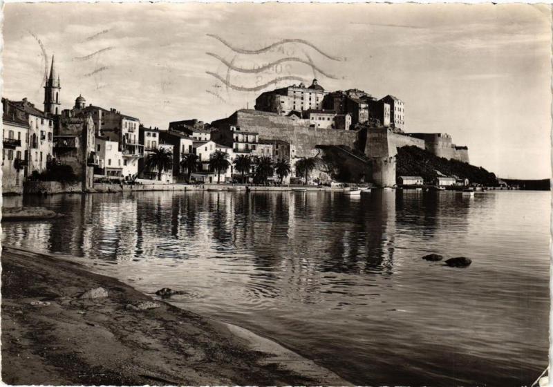 CPM CORSE - CALVI - Les quais et la Citadelle (711027)