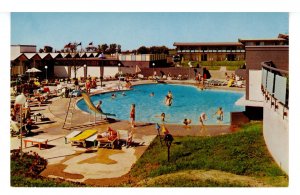 NY - Rochester. Country Squire Motel, Swimming Pool