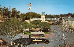 Disneyland 01110402 , Town Square, Main Street,   Old Postcard