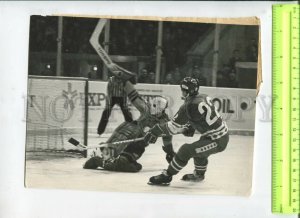 434587 Moscow ice hockey tournament Sweden teams Viktor Zhluktov 1978 TASS